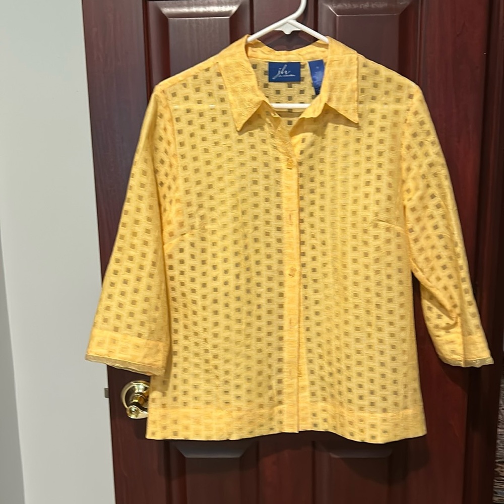 J. H. Collectibles VintageYellow Blouse SZ Medium